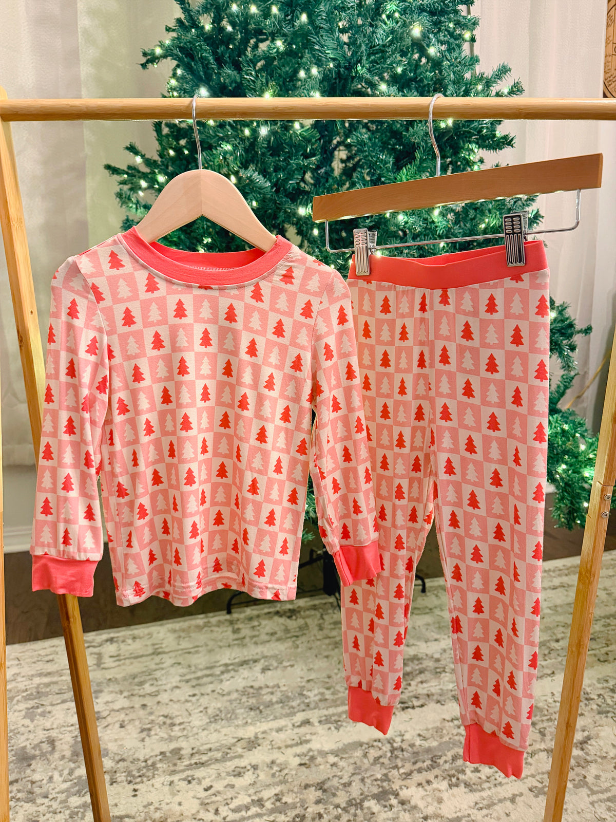 Pink Christmas Tree Checkered Two-Piece Bamboo Lounge Set